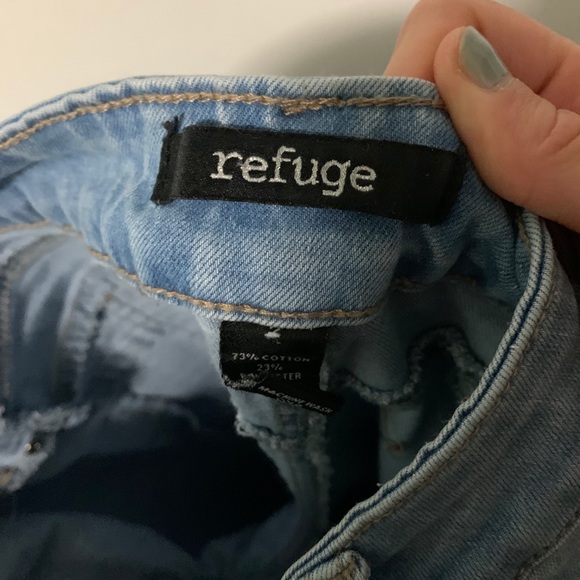 Butt flattering jeans ! - Picture 3 of 3